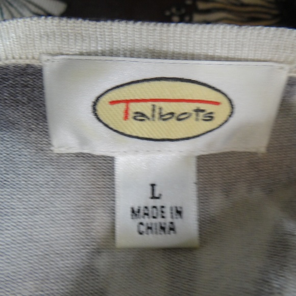 TALBOTS - Fabulous Flowers Short Sleeve Top - Picture 4 of 7